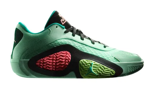 Lanzamientos de sneakers 2024