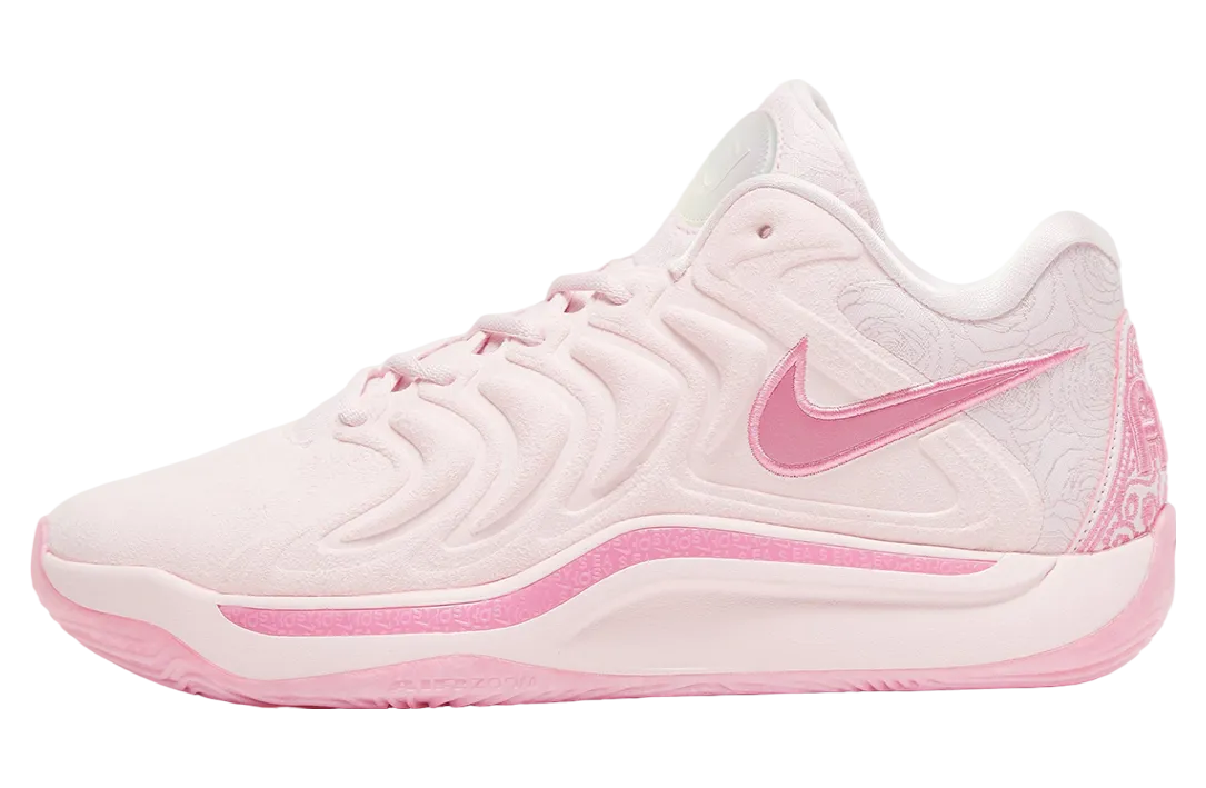 Lanzamientos de sneakers 2024