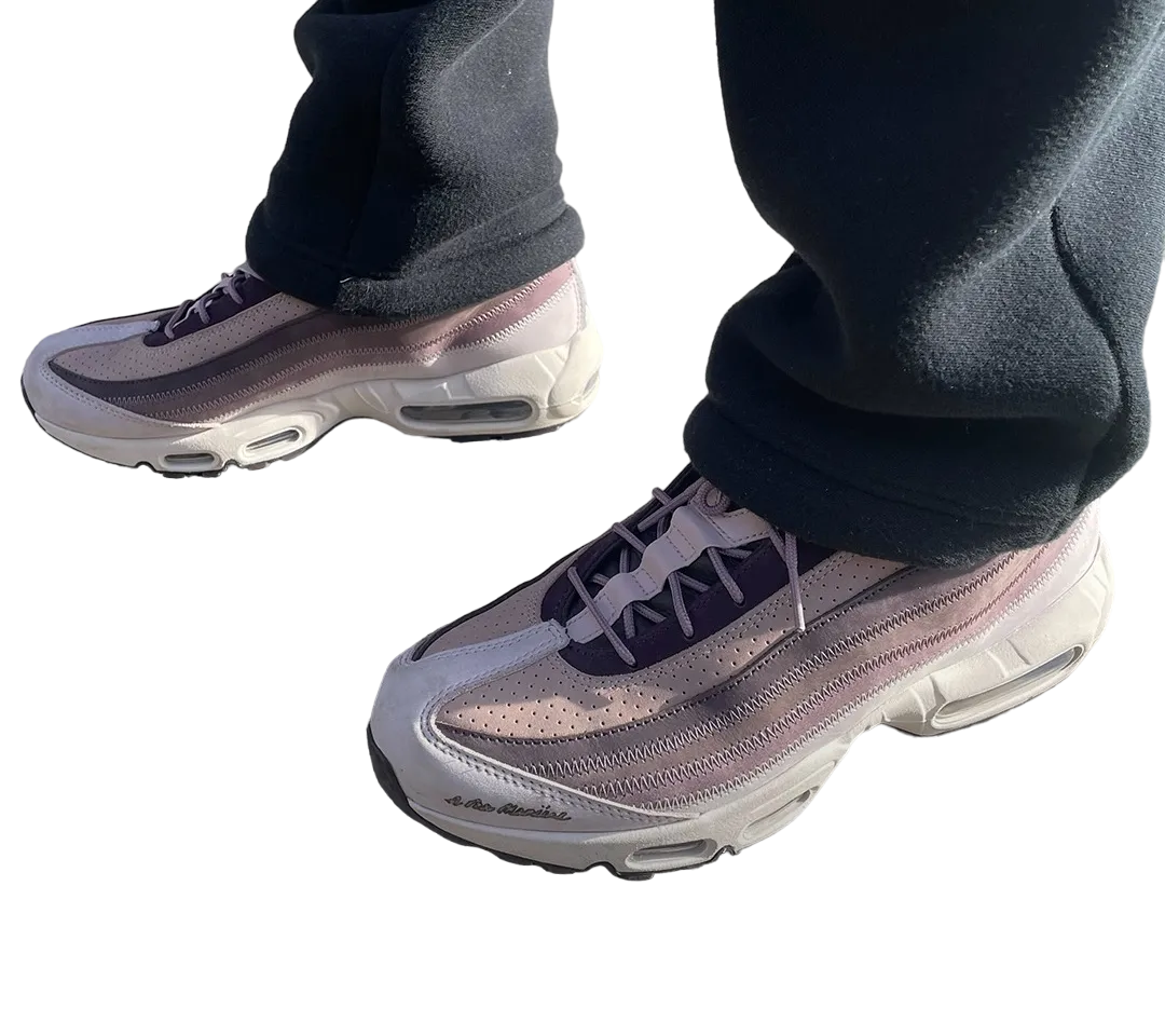 A Ma Maniere x Nike Air Max 95 Black Violet 0