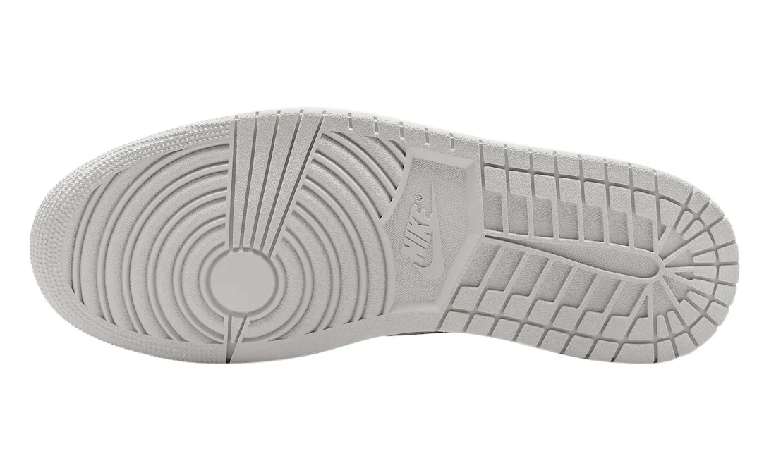 Air Jordan 1 Low OG Metallic Silver 4
