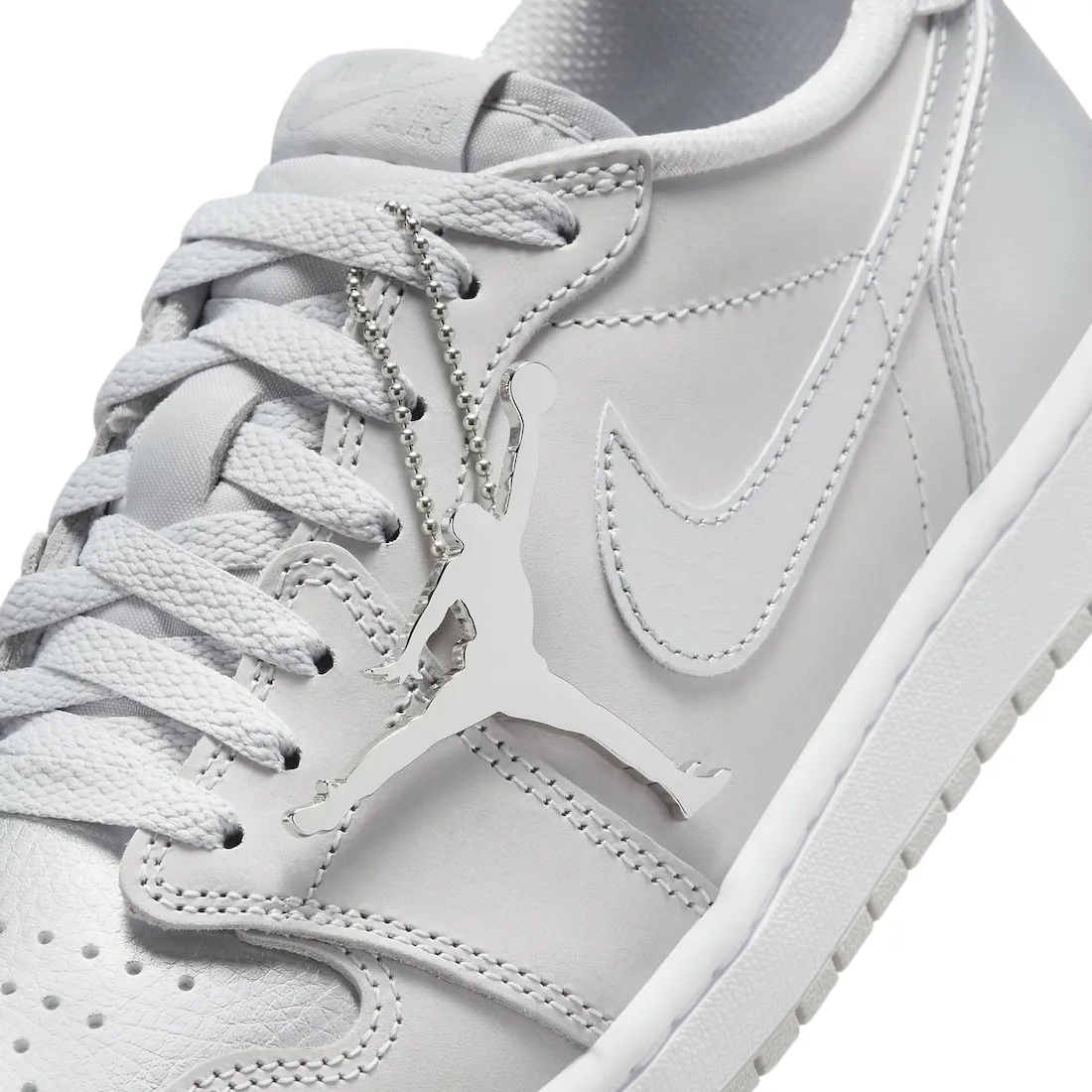 Air Jordan 1 Low OG Metallic Silver 7