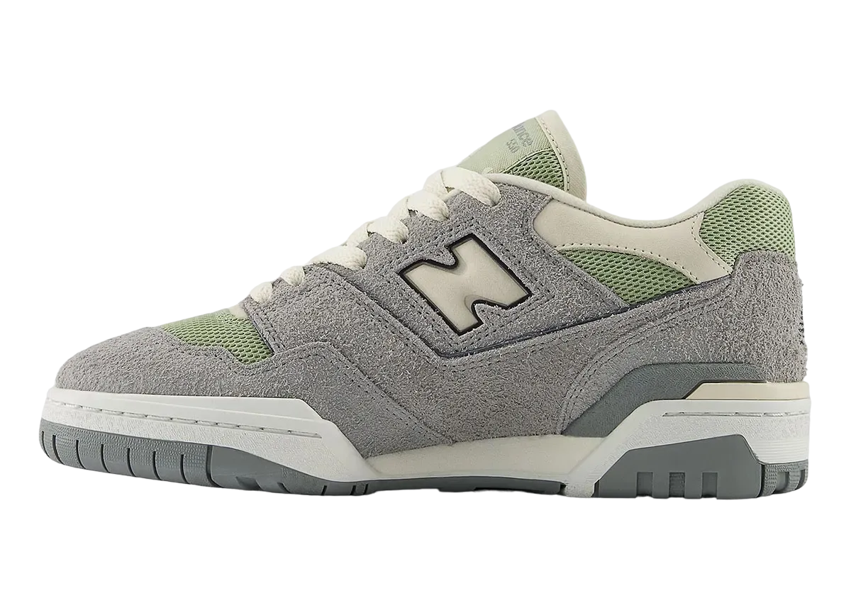 New Balance 550 WMNS Grey Day 1