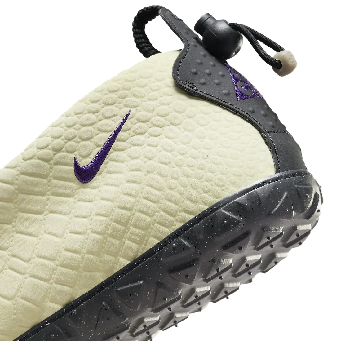 Nike ACG Air Moc Premium Olive Aura 6