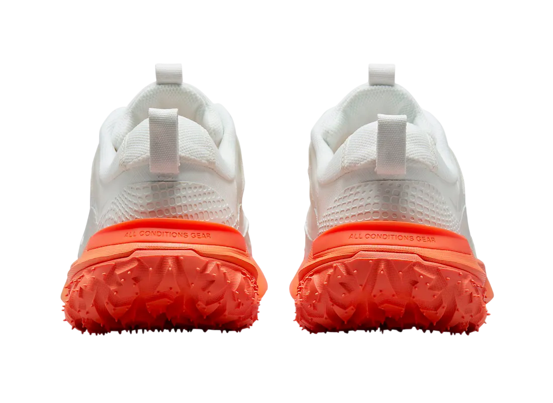 Nike ACG Mountain Fly 2 Low Summit White Orange 3