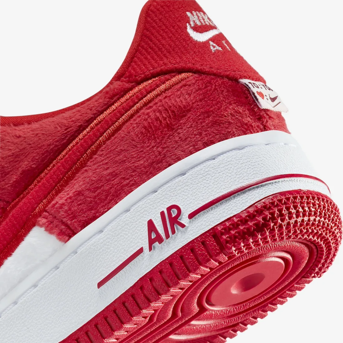 Nike Air Force 1 Low GS Valentine’s Day 2024 6