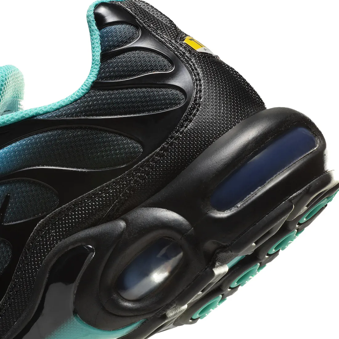 Nike Air Max Plus Light Retro 6
