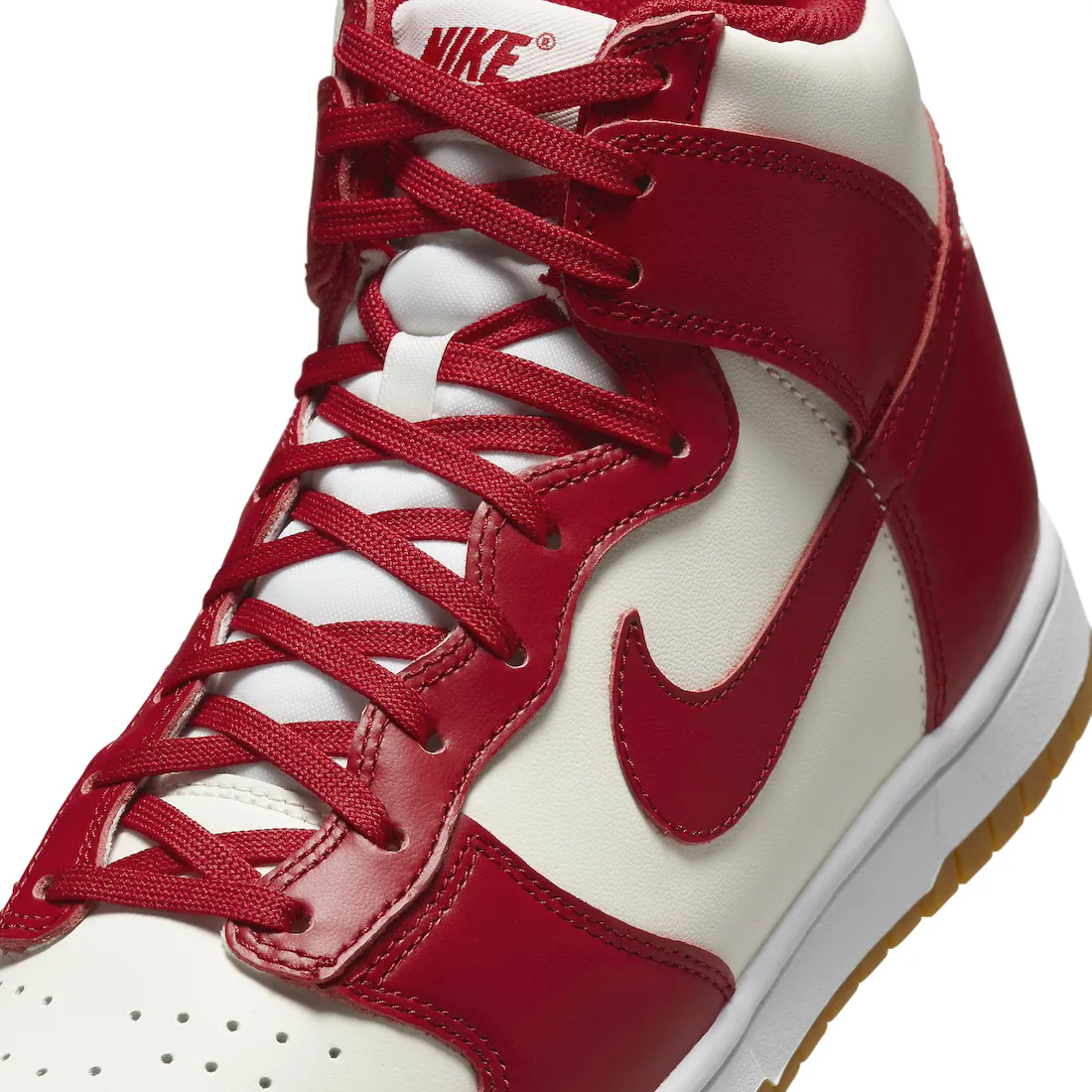 Nike Dunk High WMNS Gym Red 5