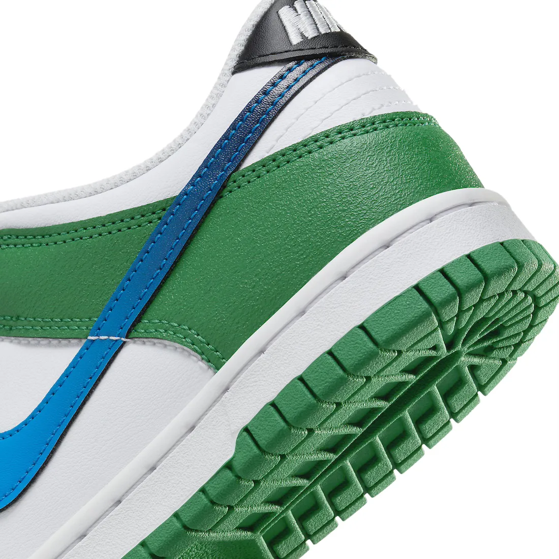 Nike Dunk Low GS Malachite 5