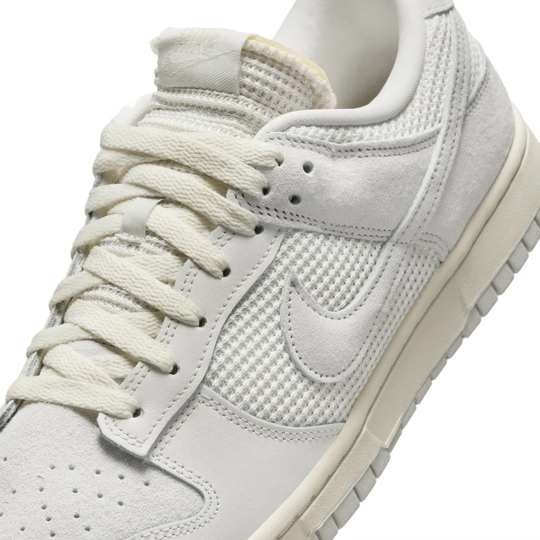 Nike Dunk Low Phantom 5
