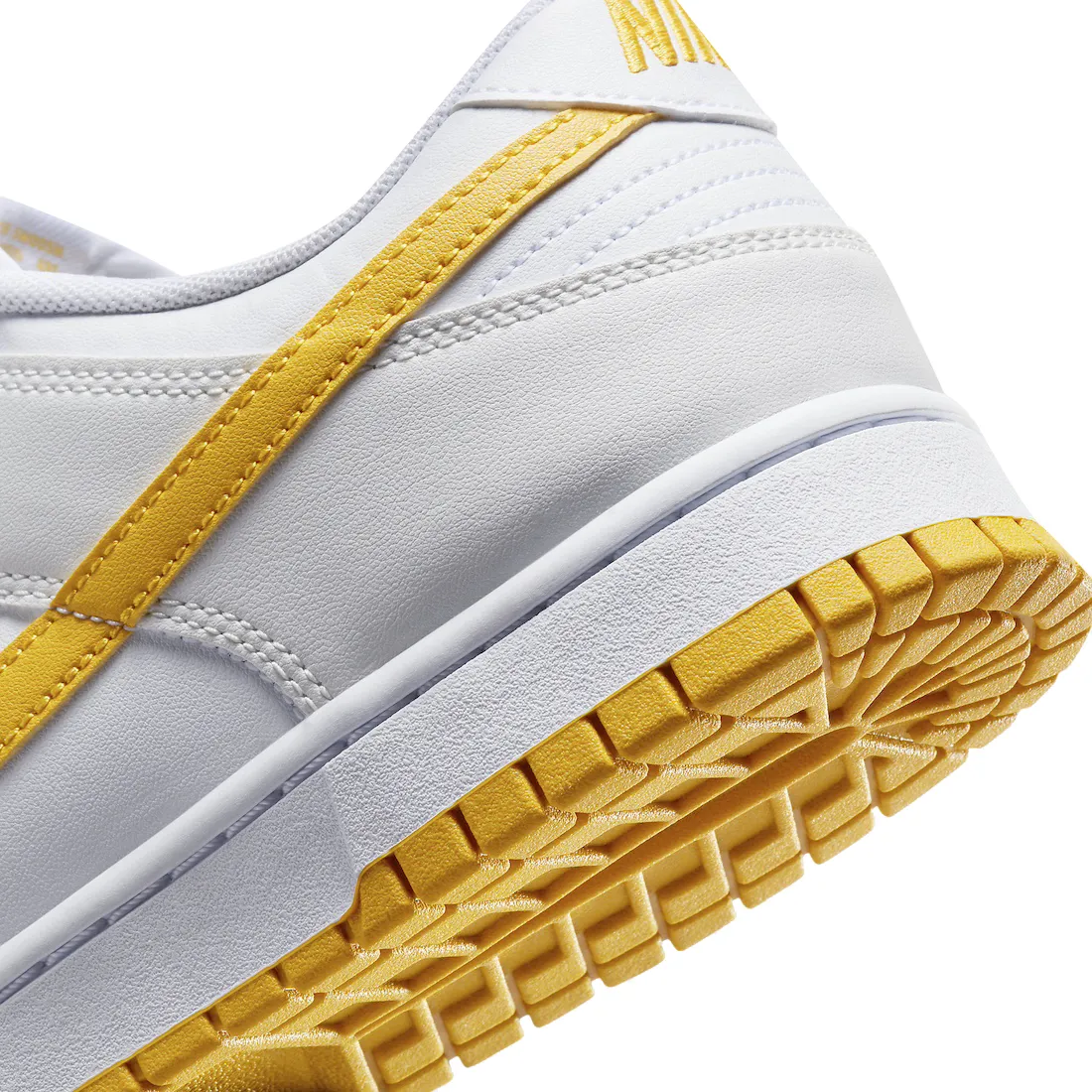 Nike Dunk Low University Gold 6