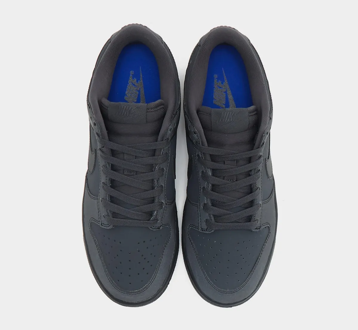 Nike Dunk Low WMNS Cyber 1