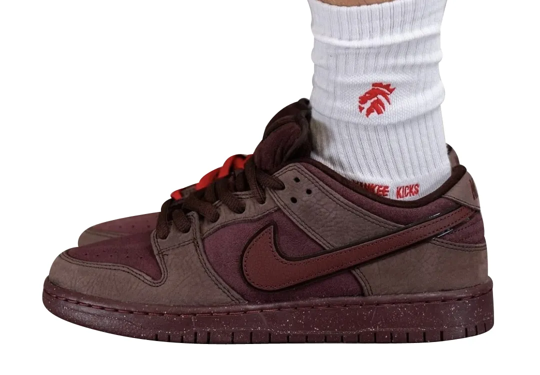 Nike SB Dunk Low City of Love Burgundy Crush Fecha, Precio y más!