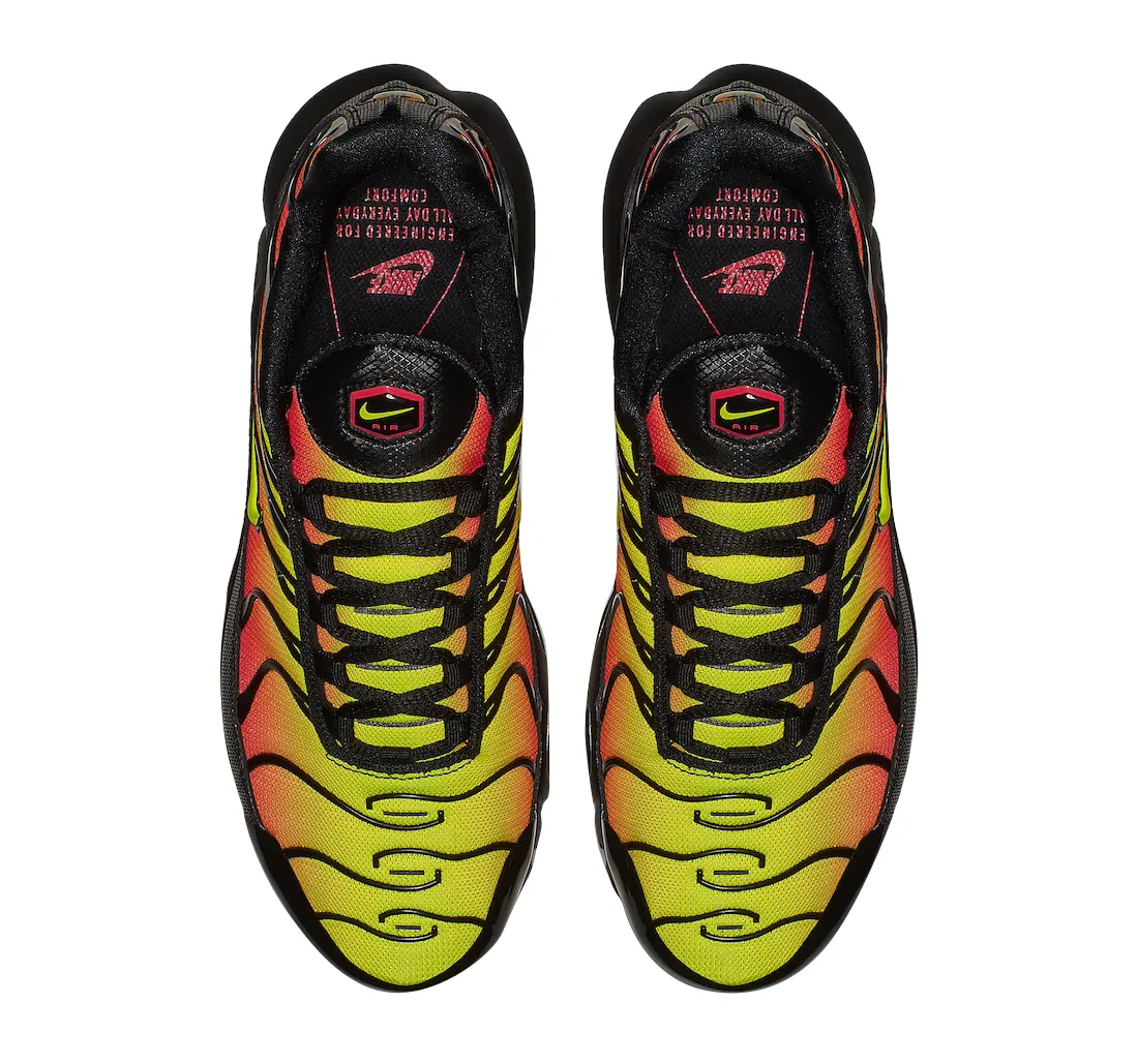 Nike WMNS Air Max Plus Volt Solar Red 2