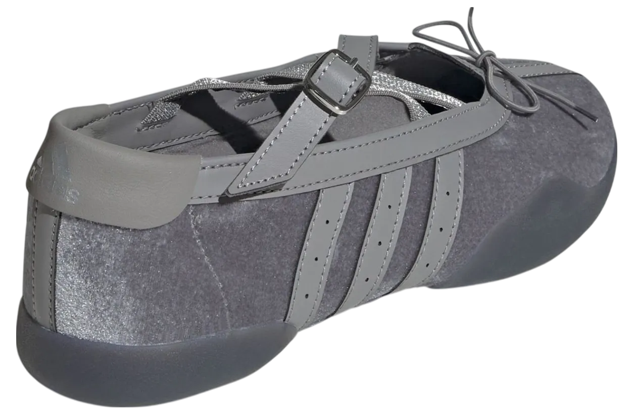 adidas taekwondo mei ballet wmns grey velour 1