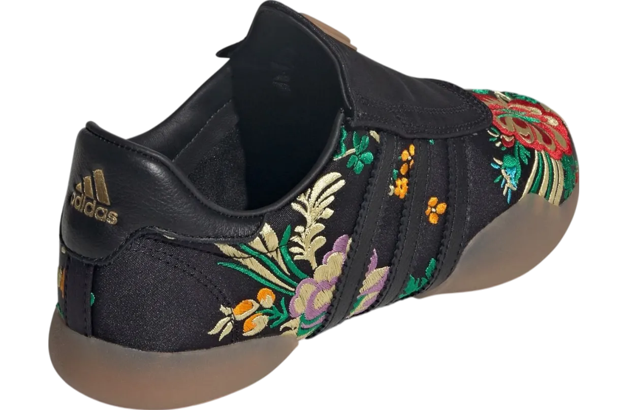 adidas taekwondo mei wmns black floral 1