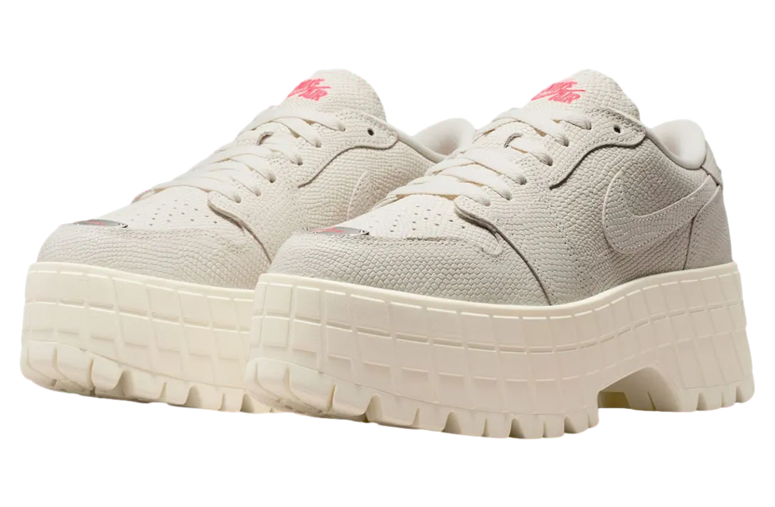 air jordan 1 low brooklyn wmns pale ivory racer pink 1