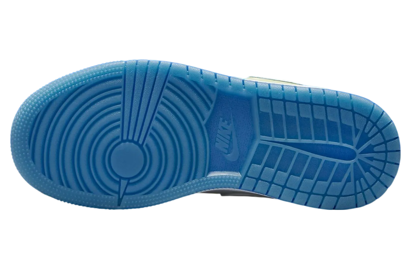 air jordan 1 low gs the sky is not the limit 4