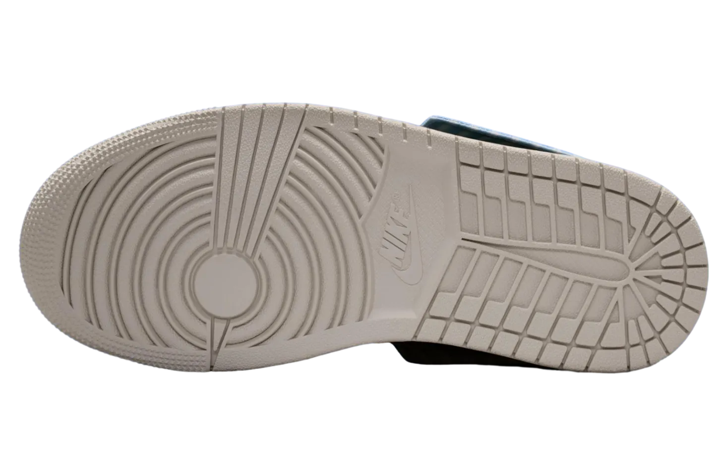 air jordan 1 low mm v3 suit tie 4