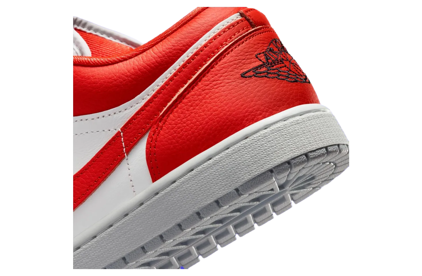air jordan 1 low se chile red summit white 6