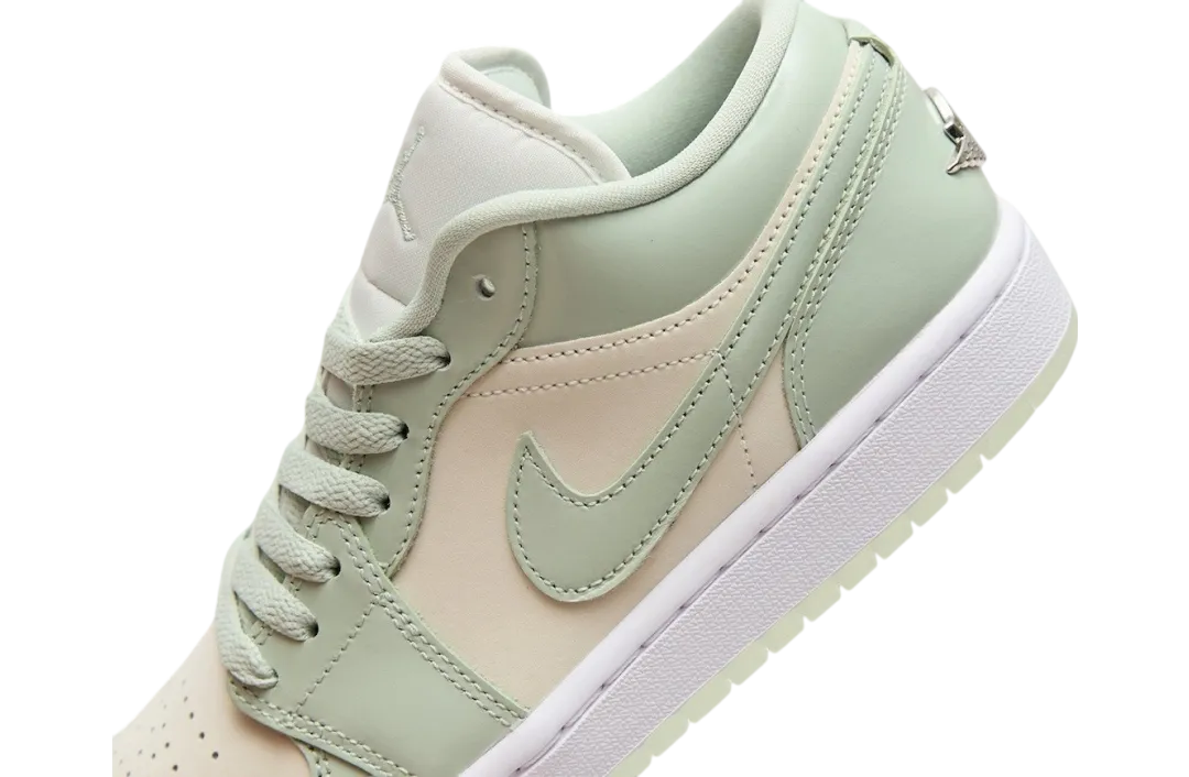 air jordan 1 low se wmns sail seafoam 4