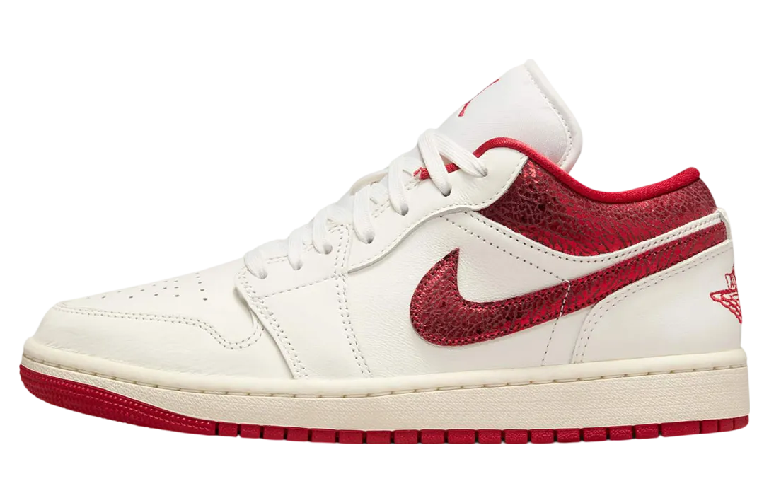 air jordan 1 low se wmns sail varsity red