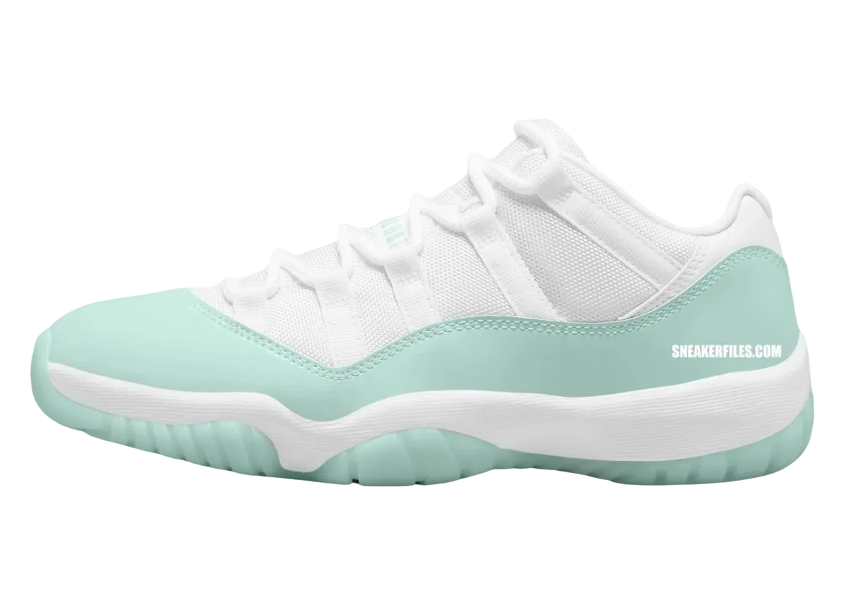 air jordan 11 low wmns igloo