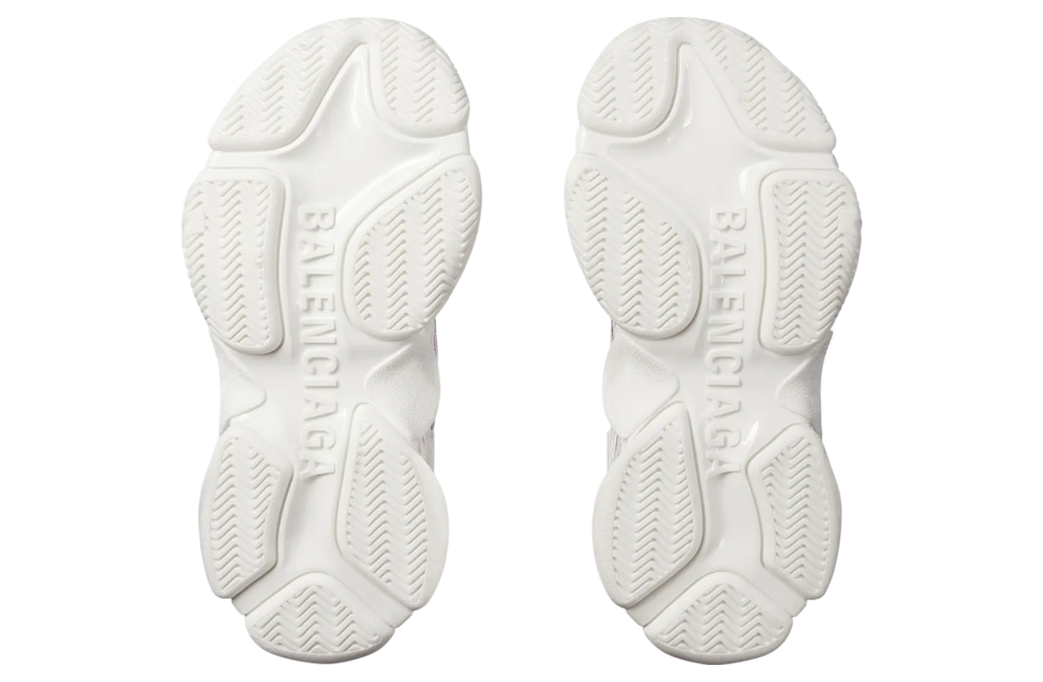 balenciaga triple s sporty white worn out 5