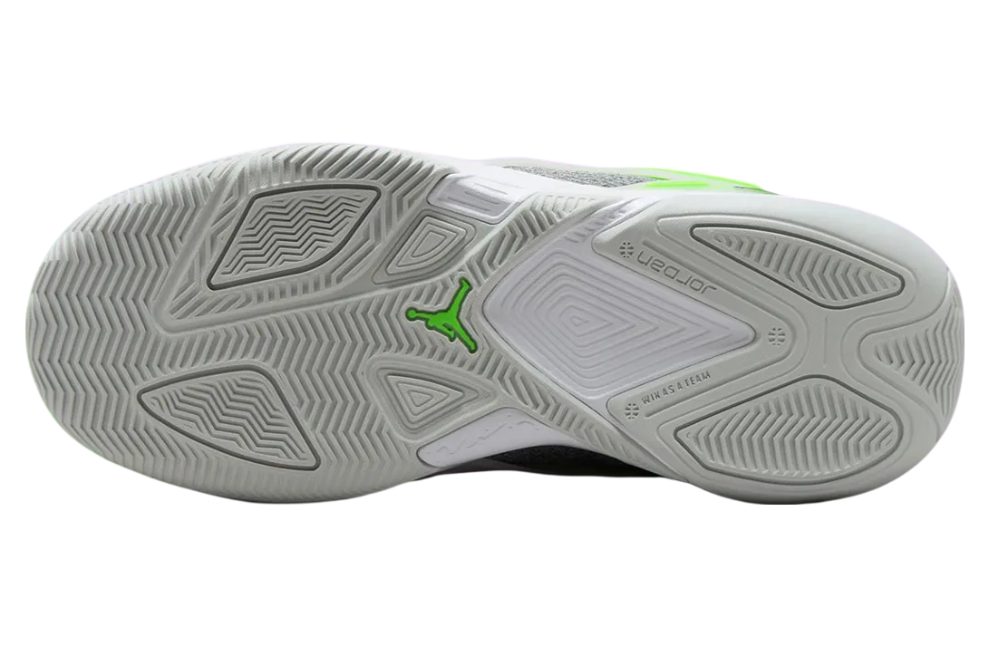jordan heir sail electric green 5