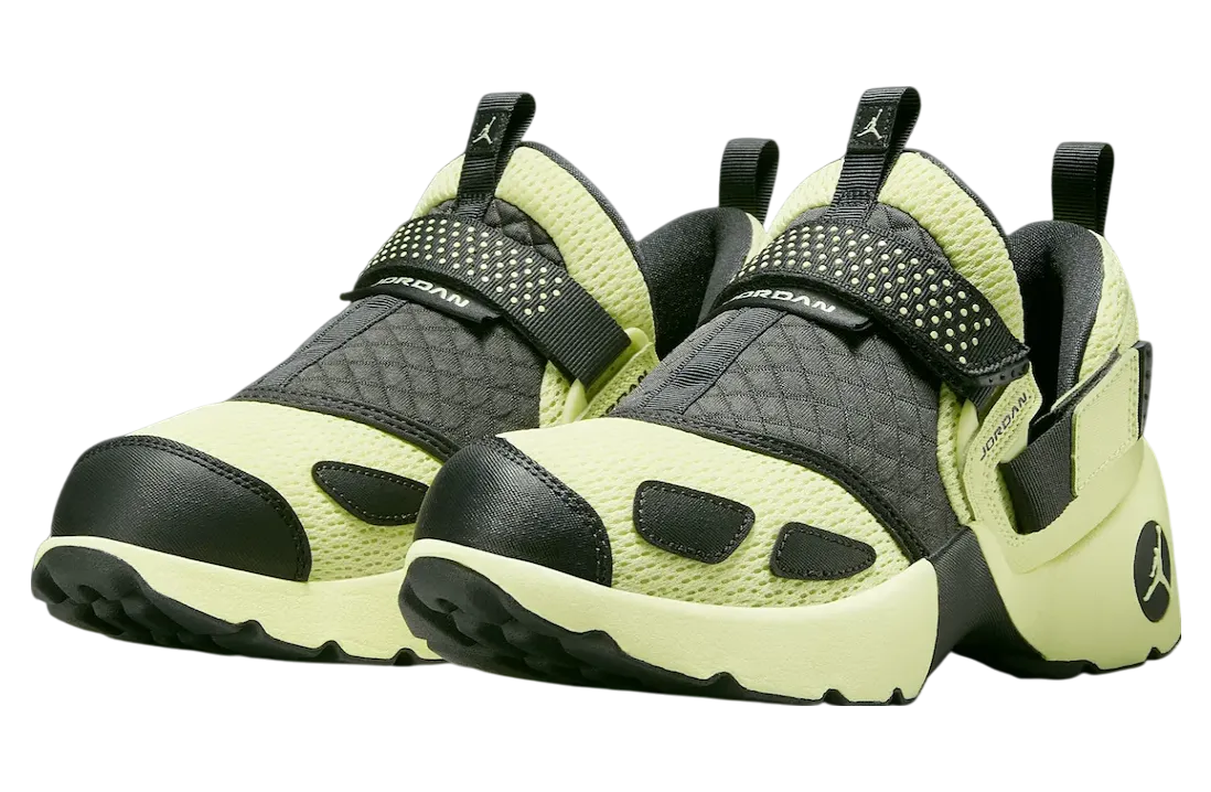 jordan trunner lx luminous green black 0