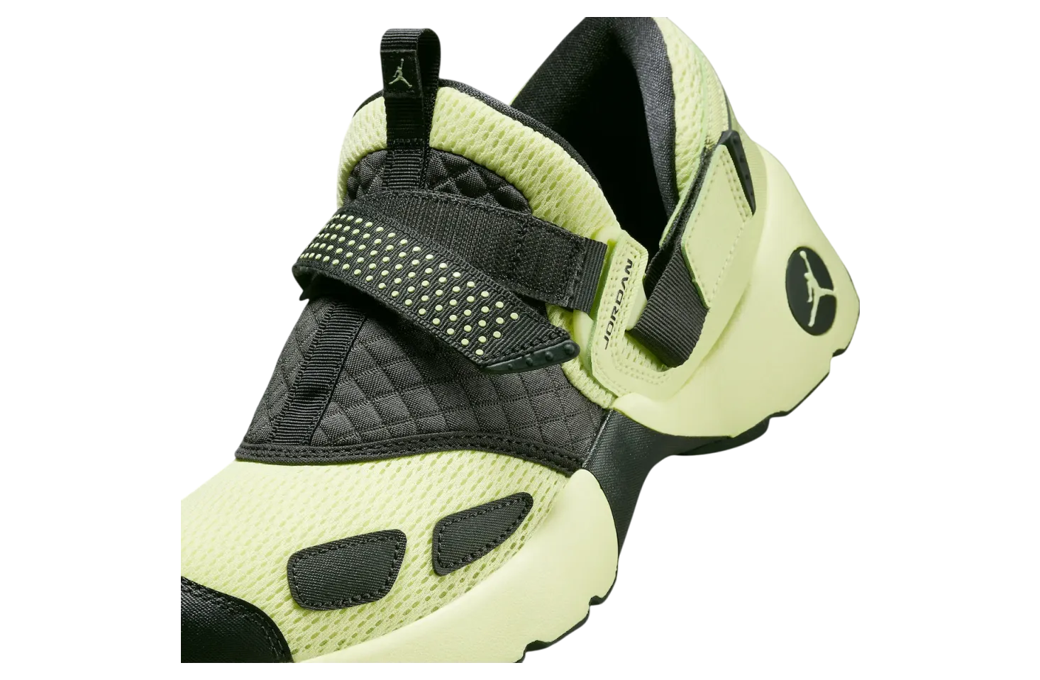 jordan trunner lx luminous green black 5