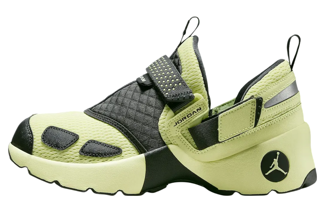 jordan trunner lx luminous green black