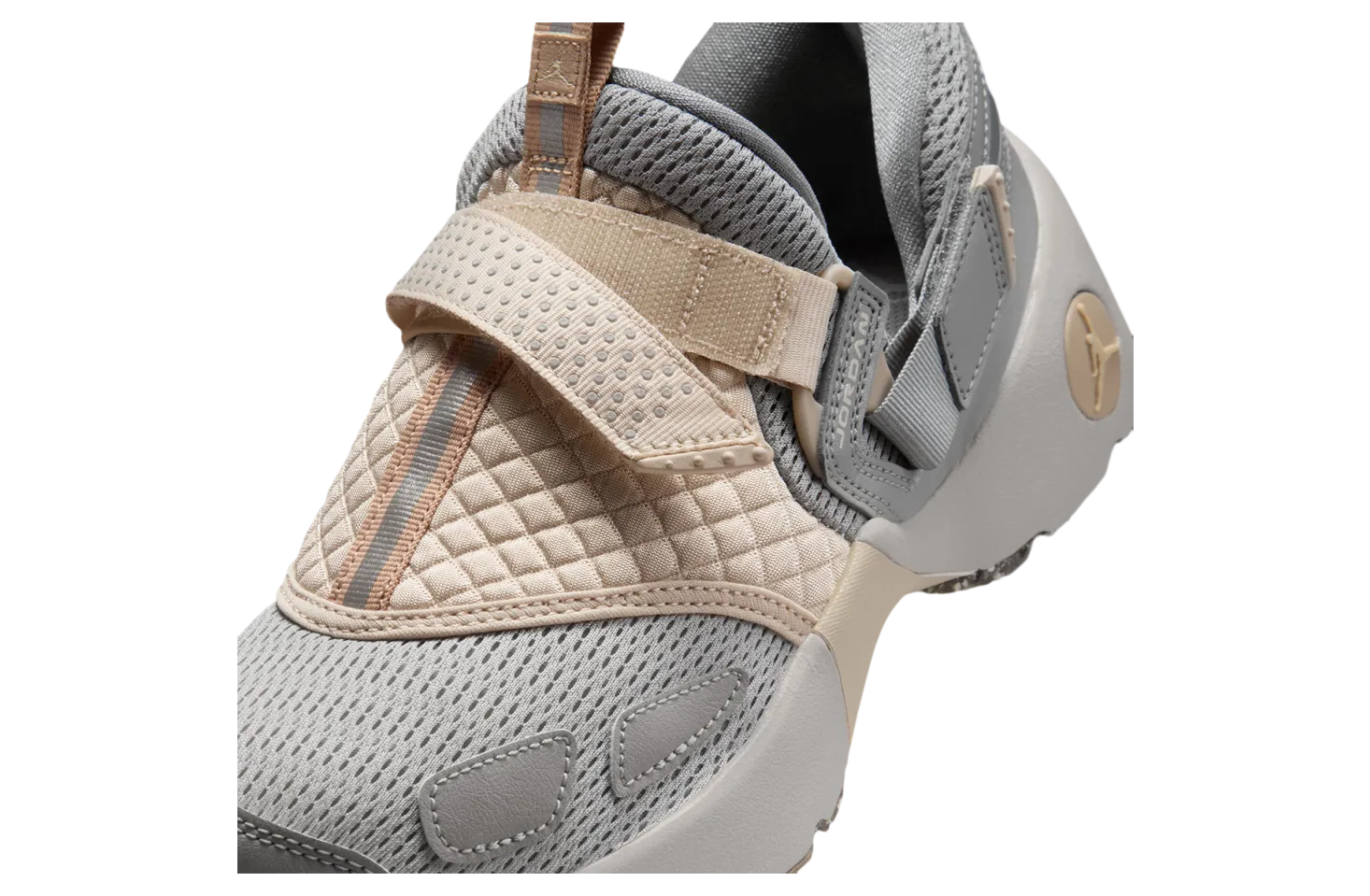 jordan trunner lx wmns light iron ore enigma stone 6
