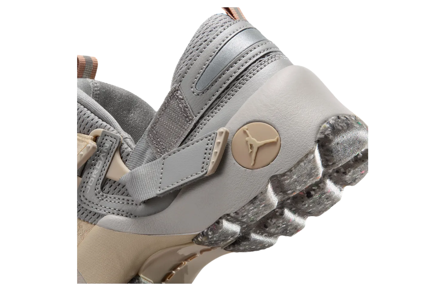 jordan trunner lx wmns light iron ore enigma stone 7
