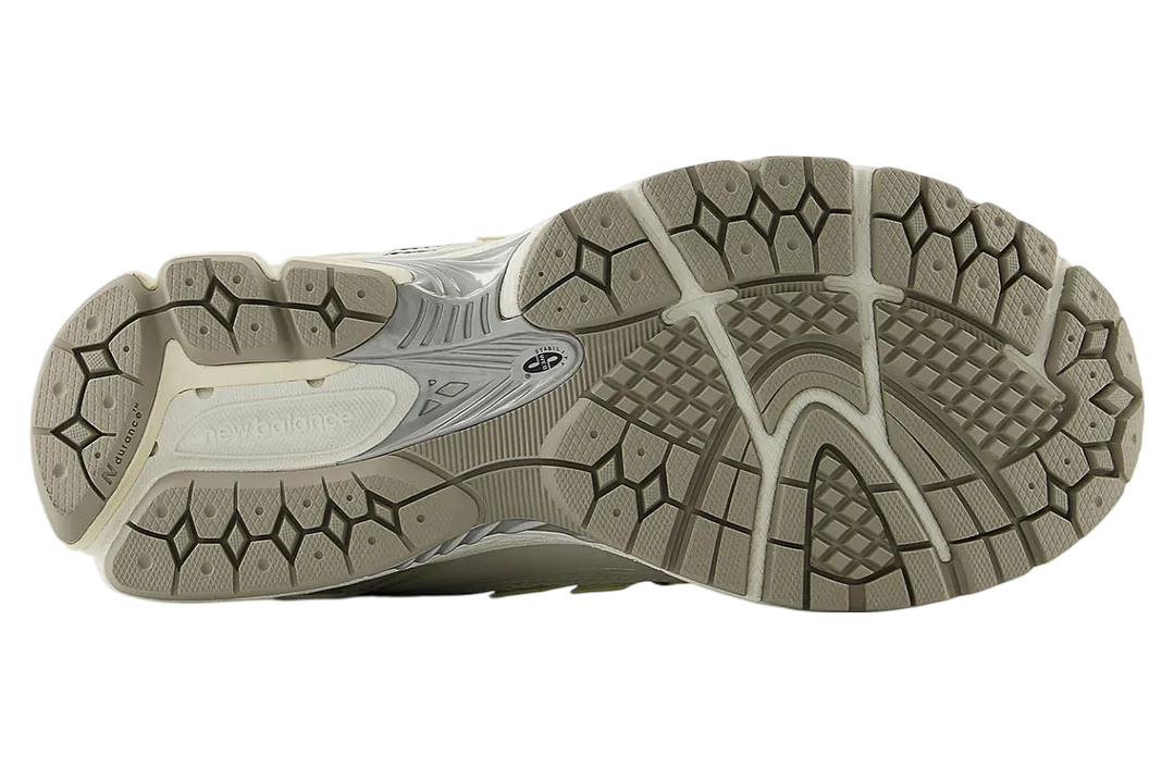 new balance 1906r cream 4