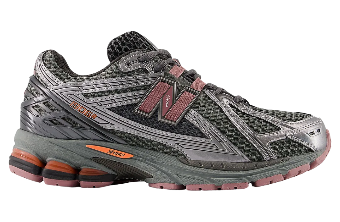 new balance 1906r silver metallic pink