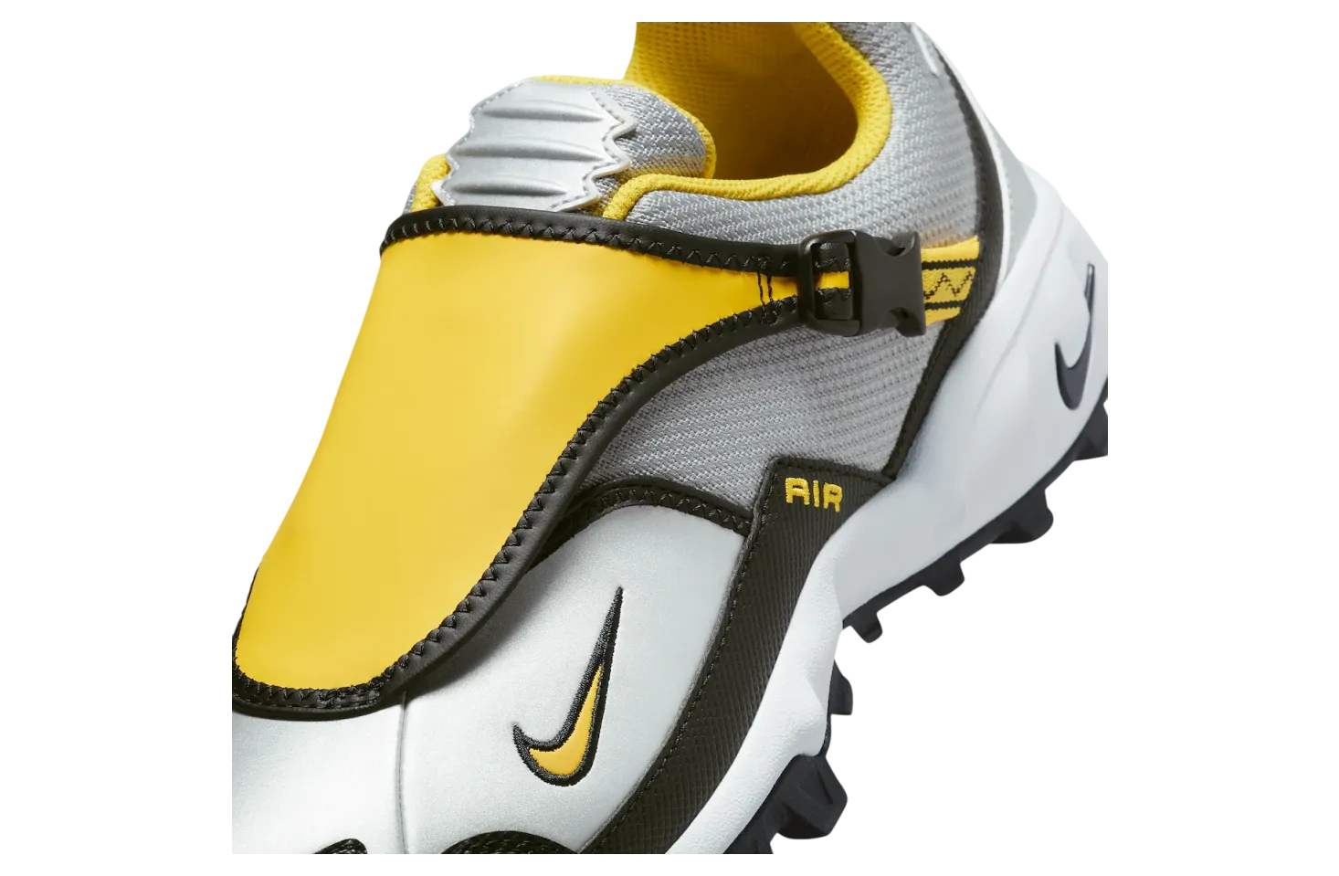 nike acg phassad black yellow zest 5