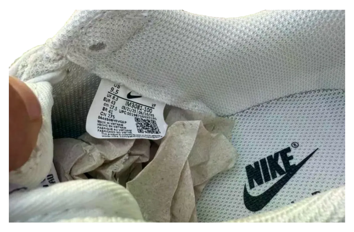 nike air force 1 low houseflies summit white 1