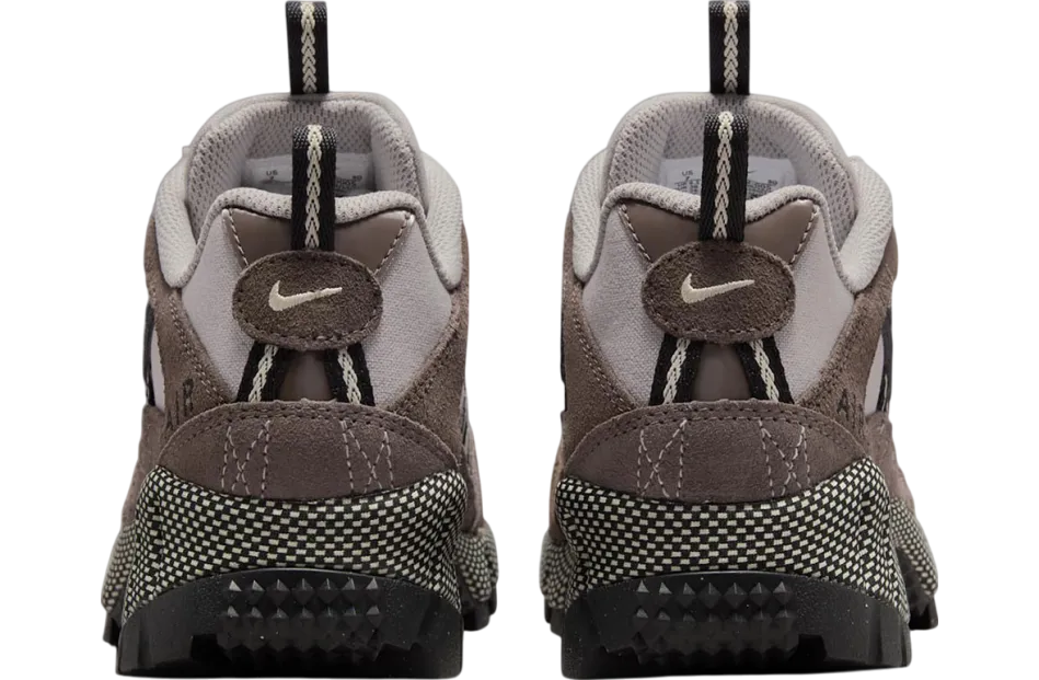 nike air humara wmns ironstone college grey 2