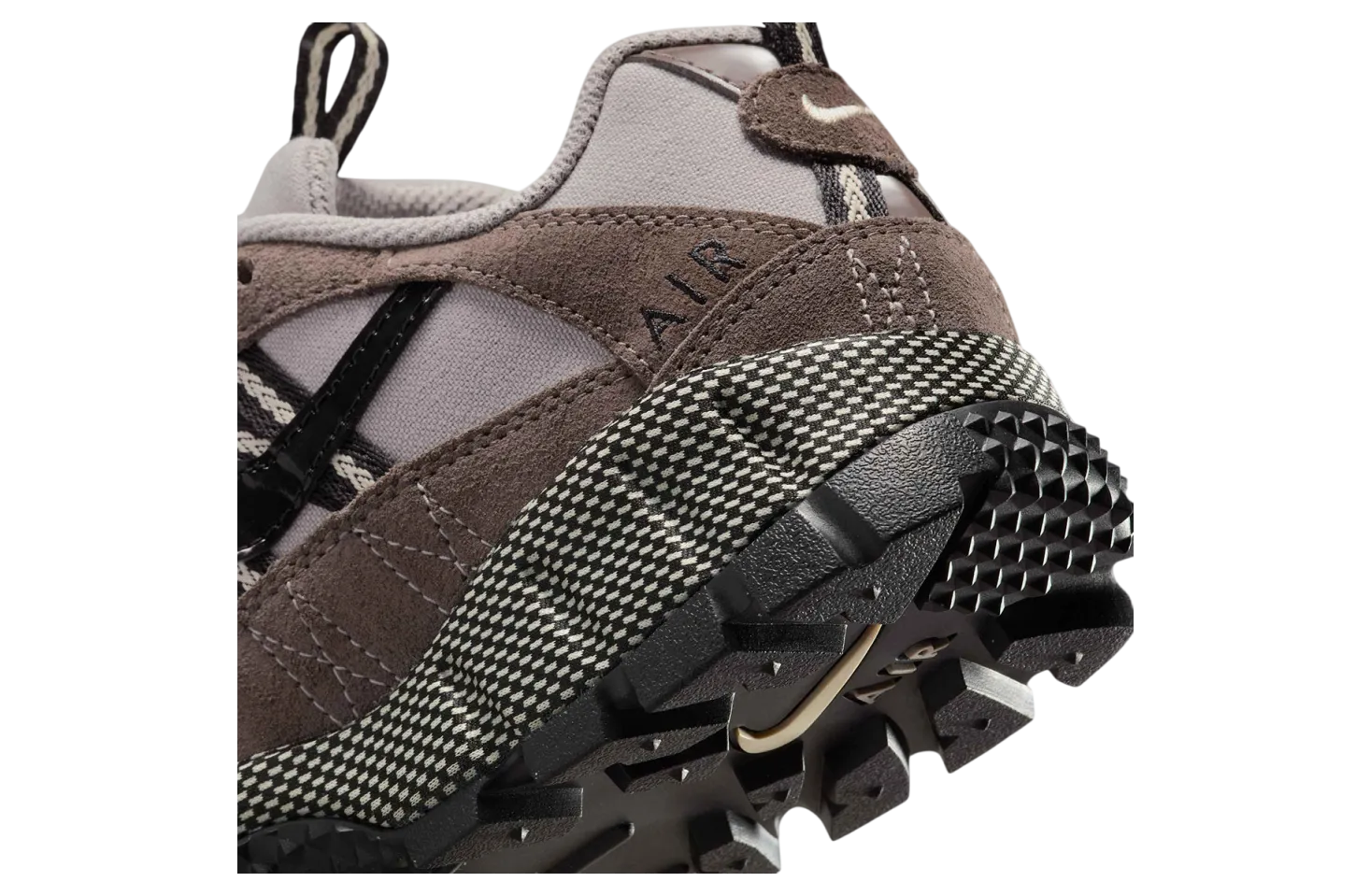 nike air humara wmns ironstone college grey 5