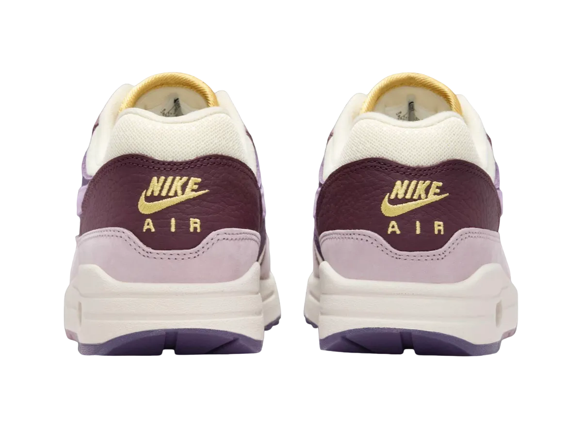 nike air max 1 87 wmns hydrangeas dark raisin 1
