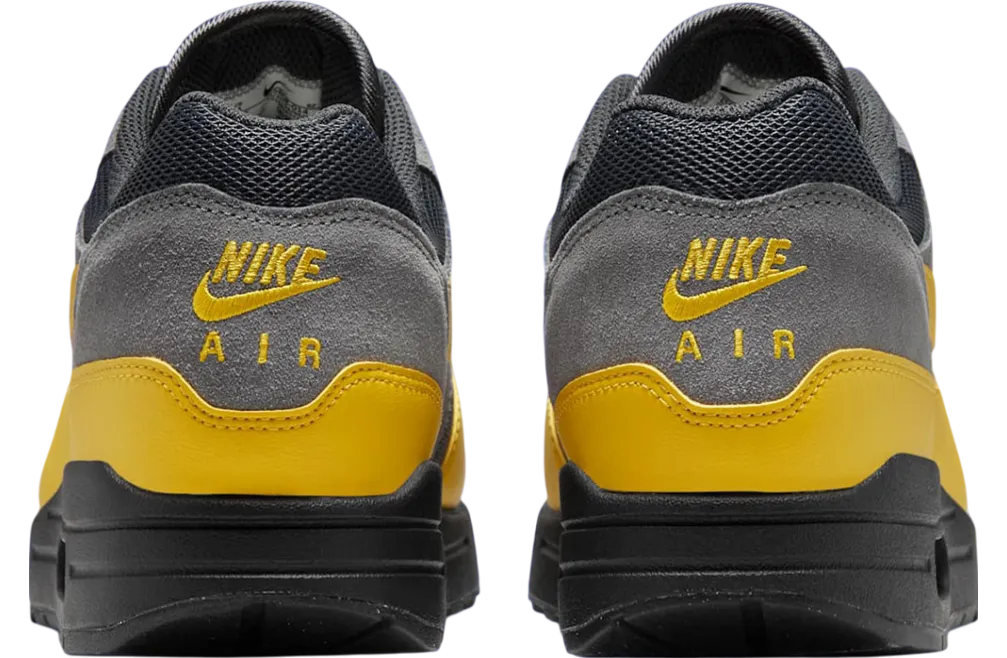 nike air max 1 batman 3