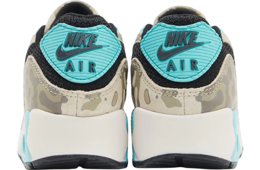 nike air max 90 aurora green camo 2