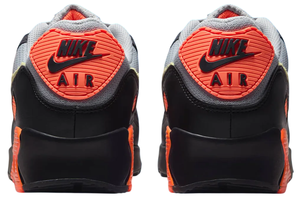 nike air max 90 light smoke grey hyper crimson 3