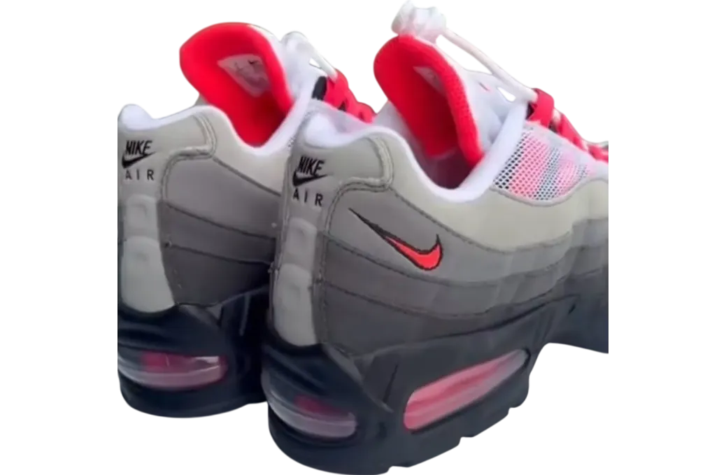 nike air max 95 og black solar red 2