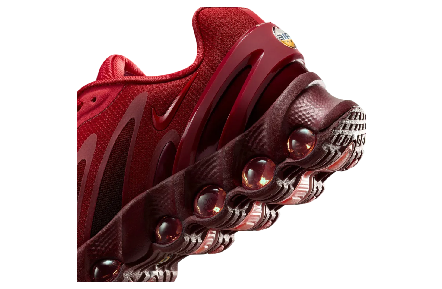 nike air max dn8 wmns university red black 5