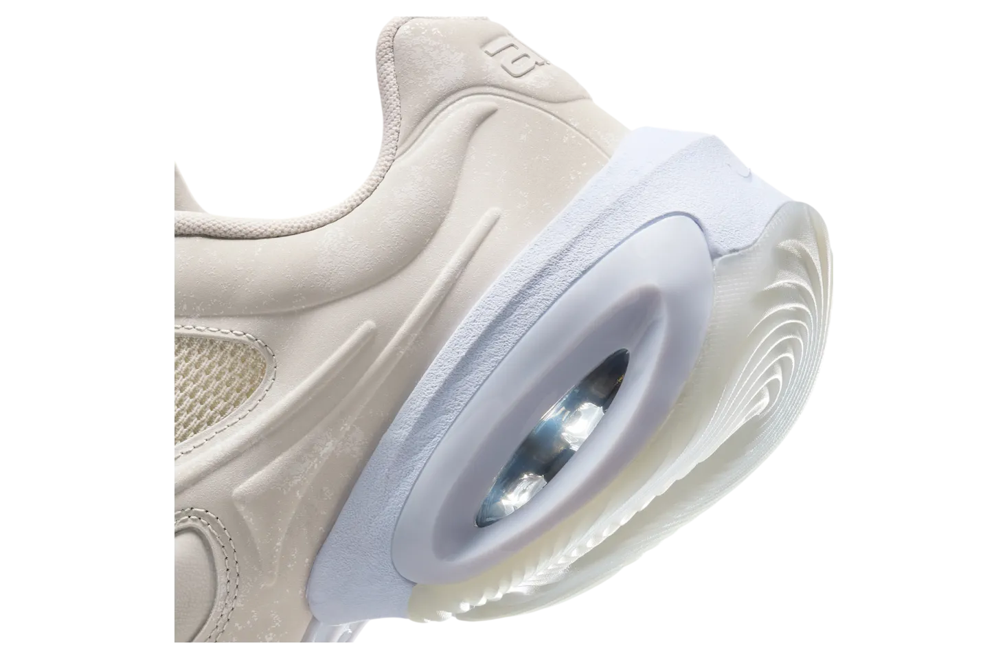 nike air max muse wmns light bone metallic silver 6