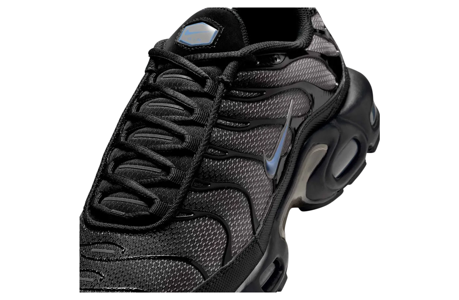 nike air max plus black dark smoke grey 4