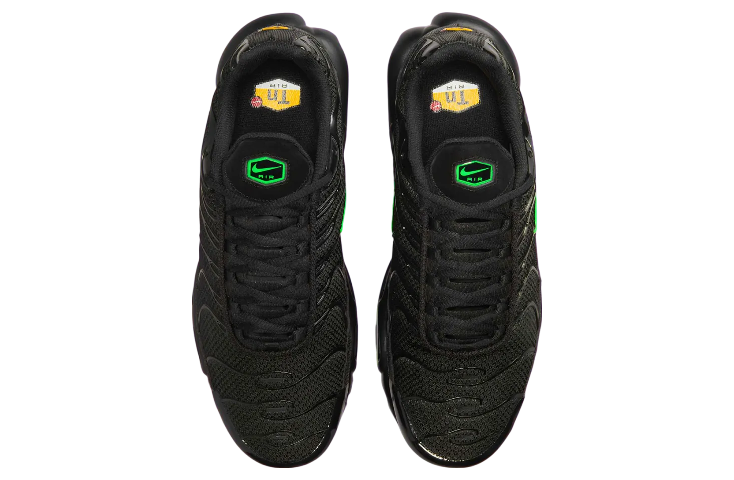 nike air max plus black green strike 2