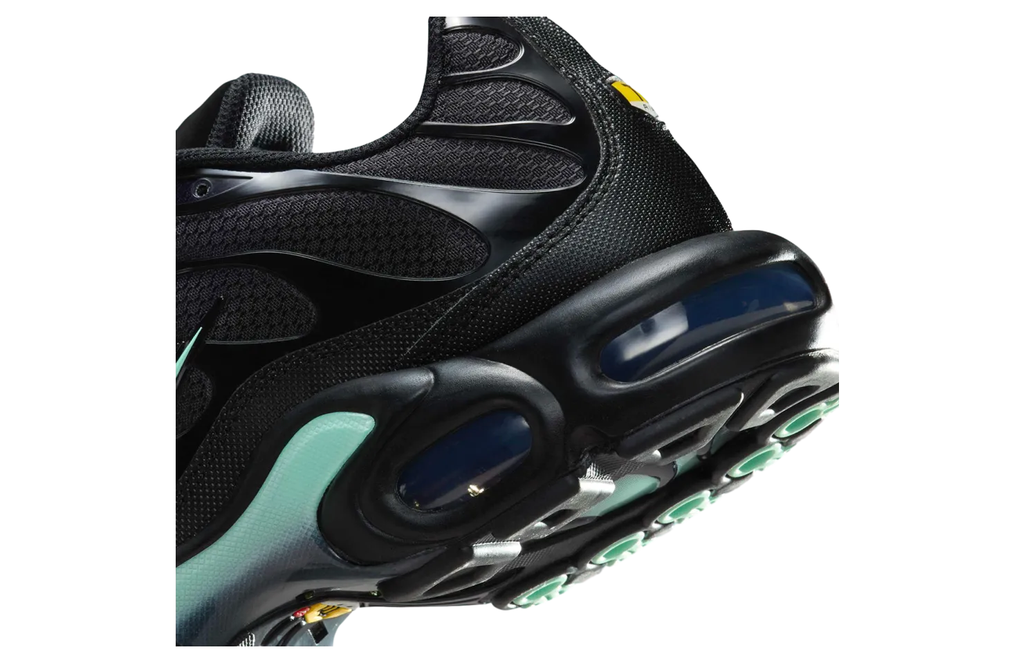 nike air max plus black mint 6