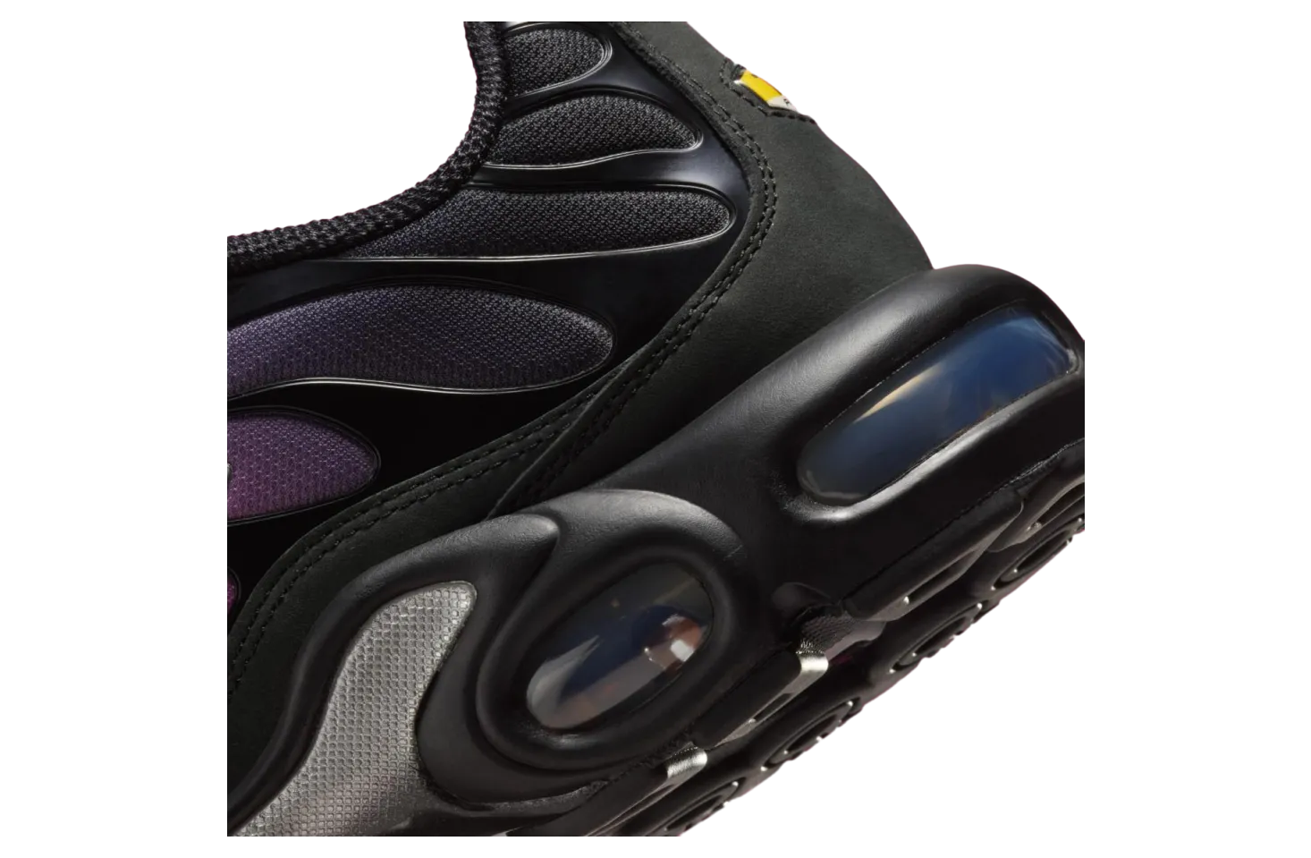 nike air max plus black peony 7